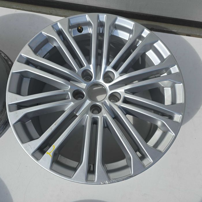 Felga aluminiowa AUDI A4 B9 8W 18'' 8.0 ET31 5x112 1X