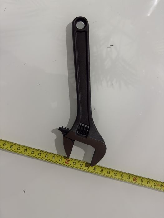 Klucz francuski nowy