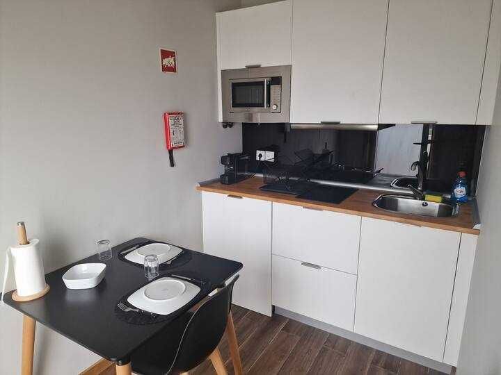 T0 mobilado em Gondarém – tudo incluído – 1 pessoa