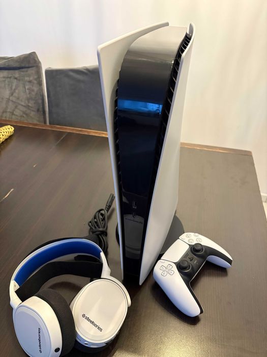 Playstation 5 All digital + 1 Pad + Słuchawki