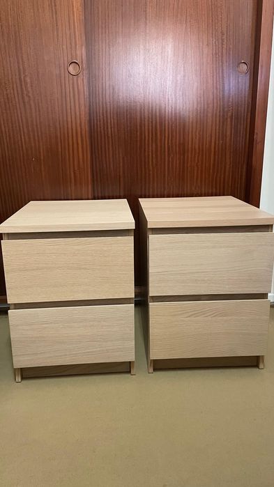 Mesas de Cabeceira IKEA [MALM]