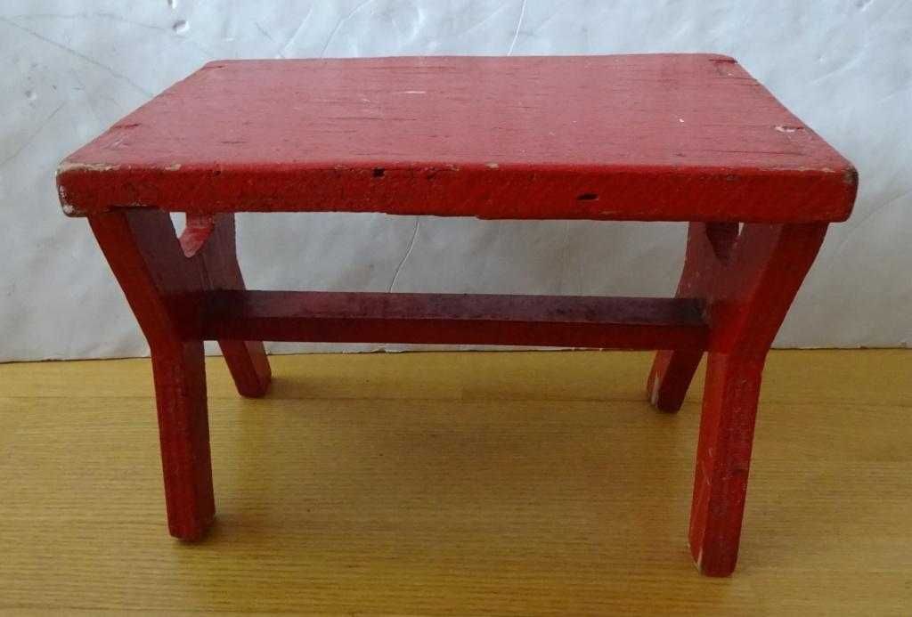 Taboret – Stołeczek Niski Drewniany Ciemnoczerwony