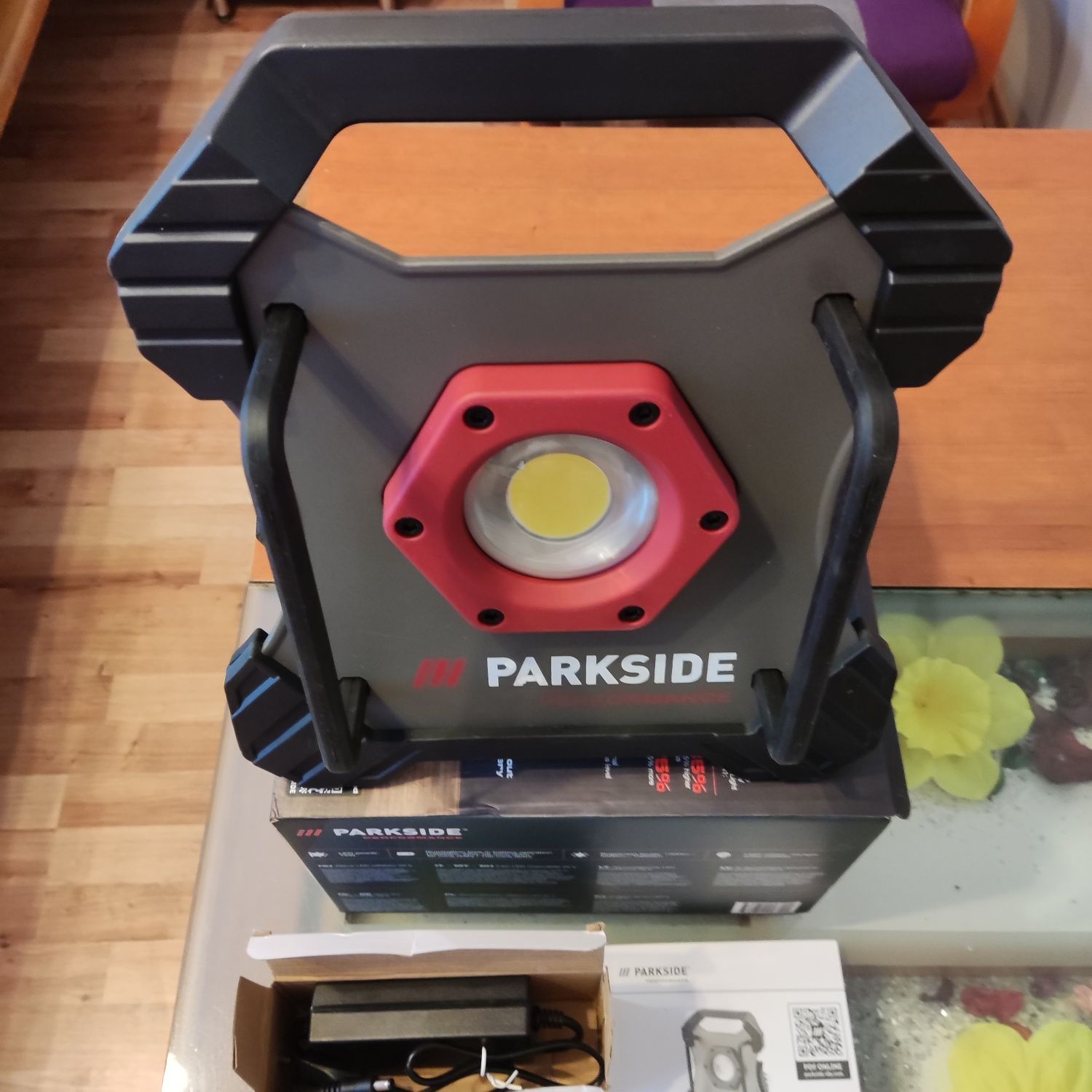 Lampa reflektor led Parkside Performance PPBSTA 20-Li A1