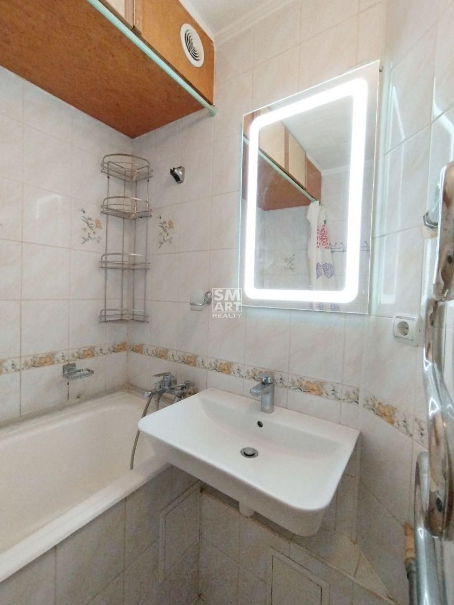 Без% Троєщина.Продаж 1к квартири Червоної Калини 32в