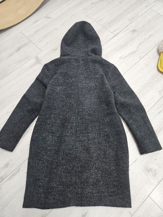Пальто тепле з каптуром жіноче