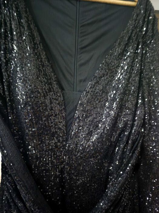 sukienka wieczorowa cekiny