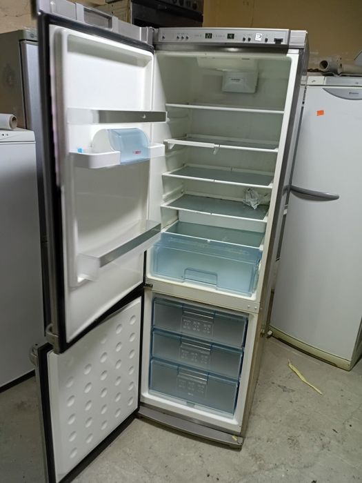 Холодильник BOSCH