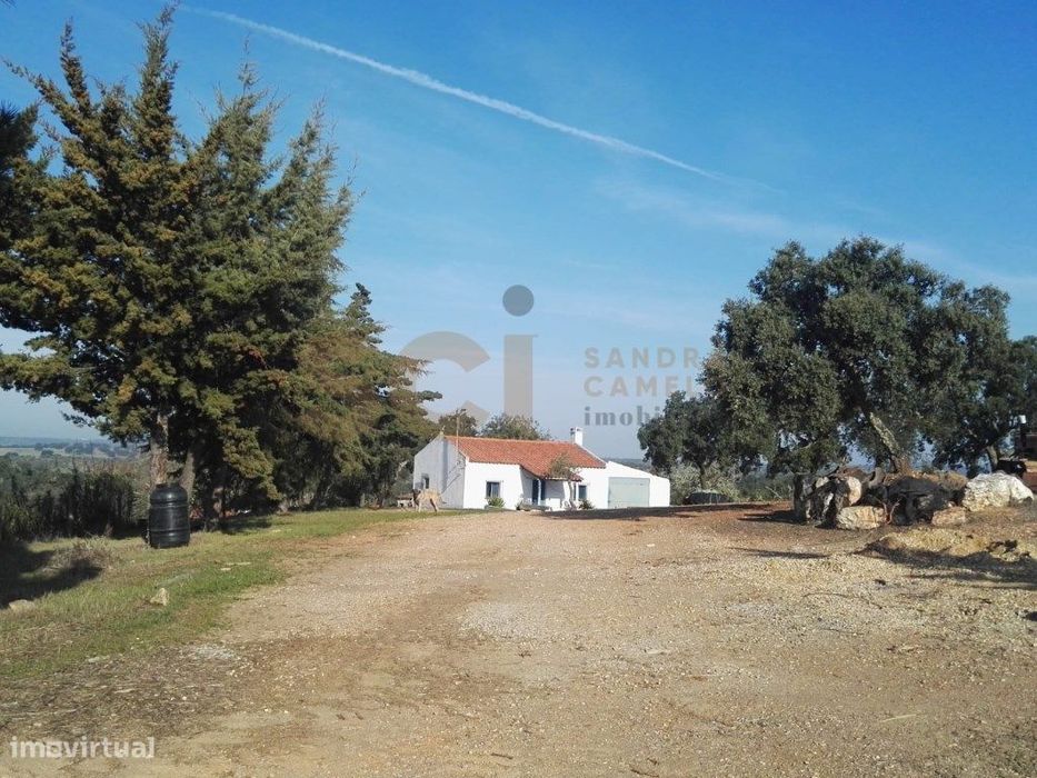 Oportunidade Imperdível: Herdade Quinta de 100 Hectares em Vila Ver...