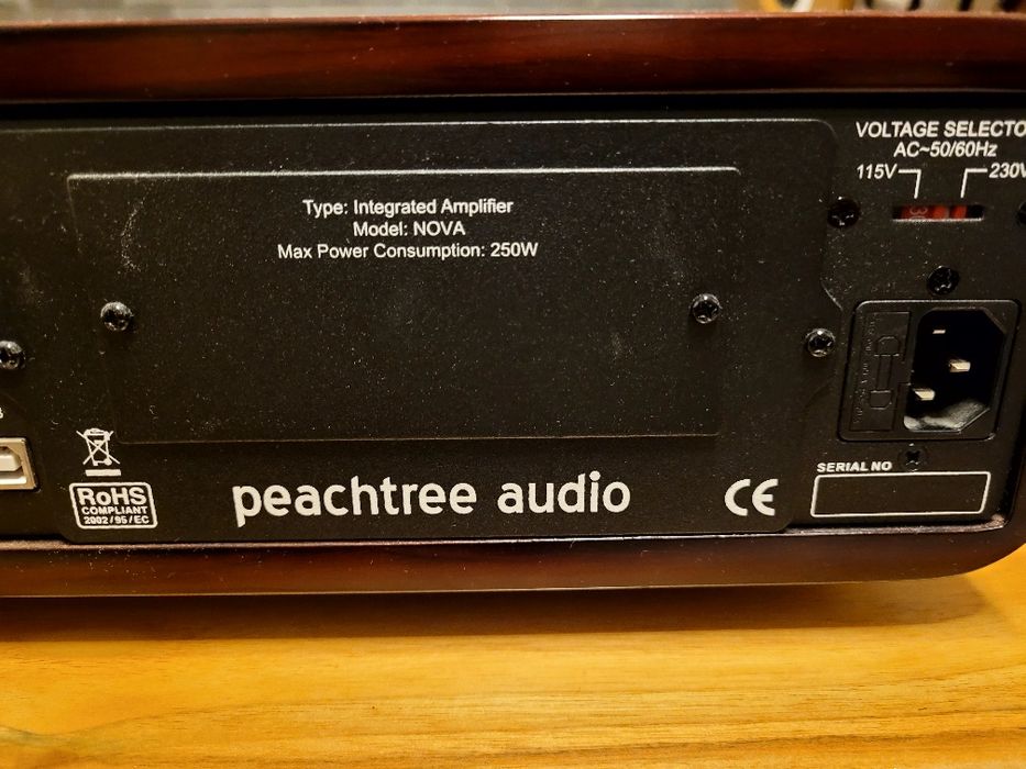 Wzmqcniacz peachtree audio nova