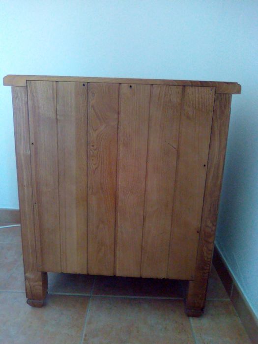 2 Mesas de Cabeceira em Carvalho(MADEIRA ROBUSTA), como NOVAS