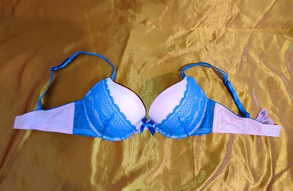 Бюстгальтер с пушапом в хорошем состоянии
