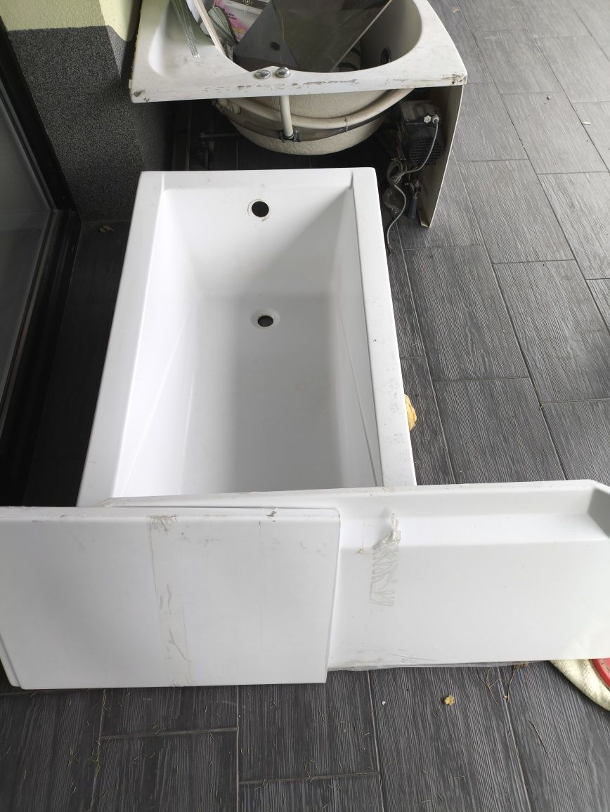 Wanna Besco modern 120x70 plus obudowa