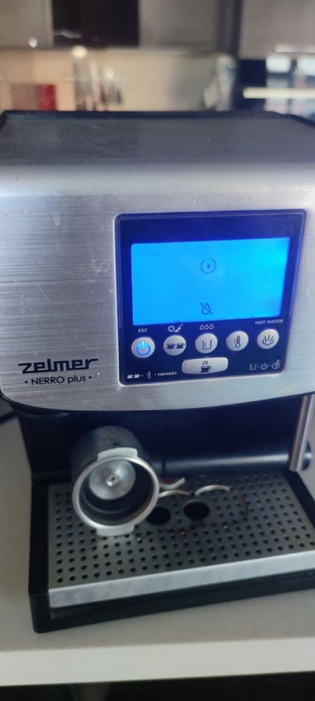 Кофемашина Zelmer zcm 2184 x