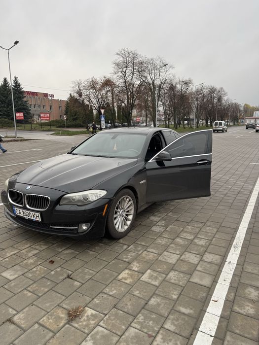 Власний автомобіль, в чудовому стані