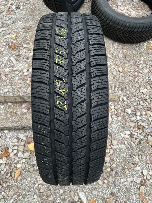 Opona zimowa DEMO 245/75/R16 Continental VanContact Winter - 1 sztuka