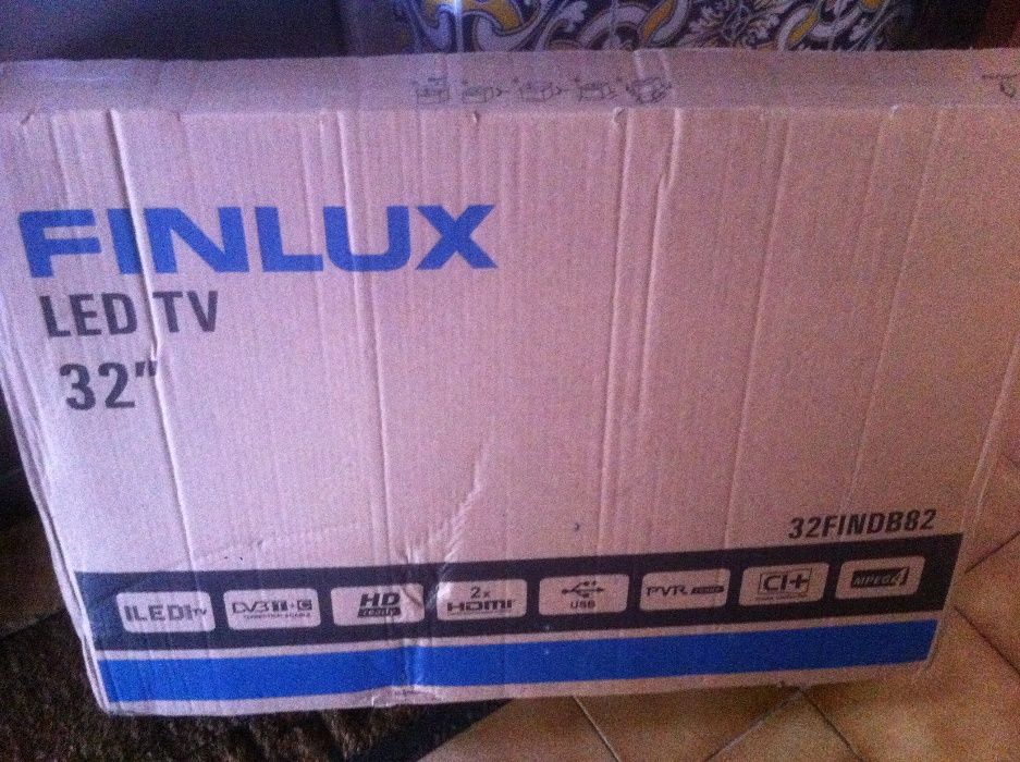 Tv Led Finlux 32" e Tv led Samsung 32" para peças