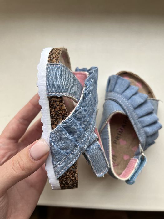 Босоніжки дитячі