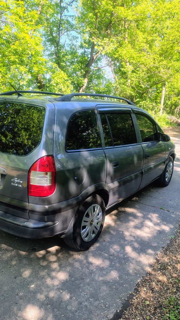 Opel zafira a 1.6 2004р.