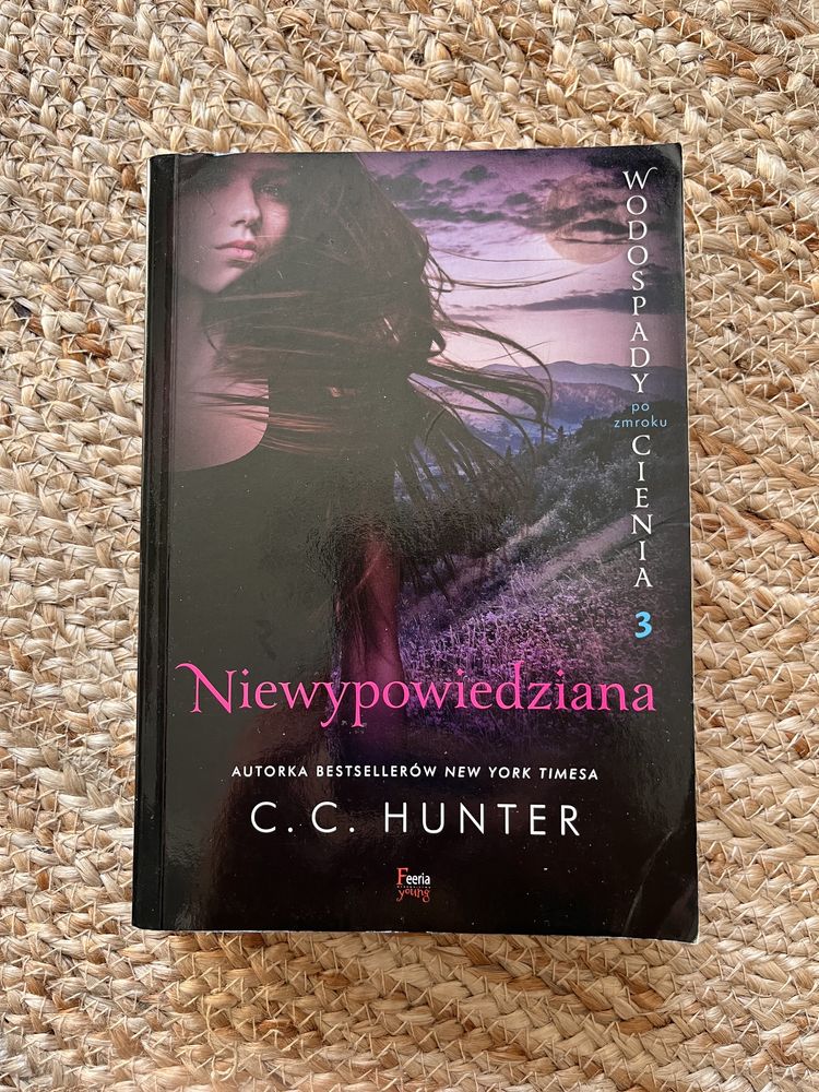 Wodospady cienia po zmroku 3 C.C. Hunter