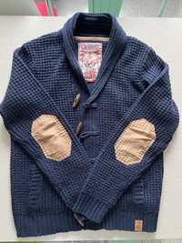 Cardigan de homem com cotoveleiras