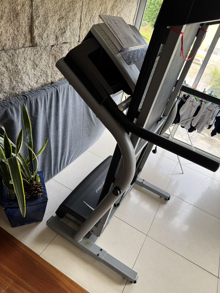 Passadeira Pro-Form 650