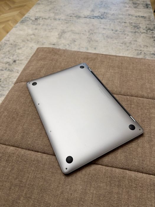 MacBook Pro 2017 13 i5 2.3/ 8GB /128 GB / 88% АКБ