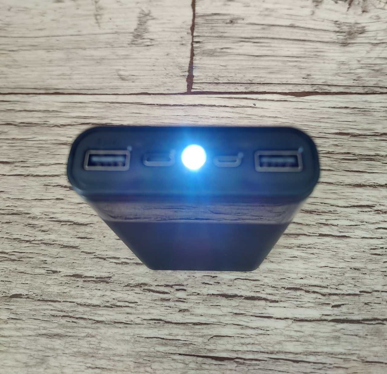 Powerbank 6 x 18650 (dołączone) 1778mAh średnio każdy,  LED, USB-C