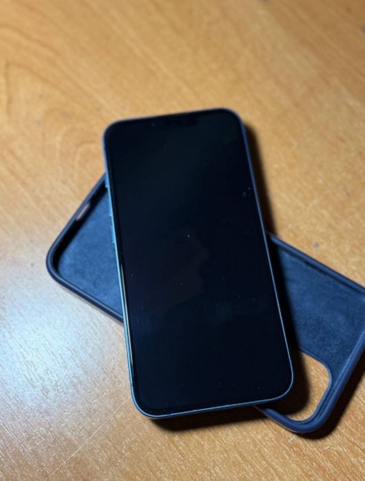 Айфон 13 стан хороший