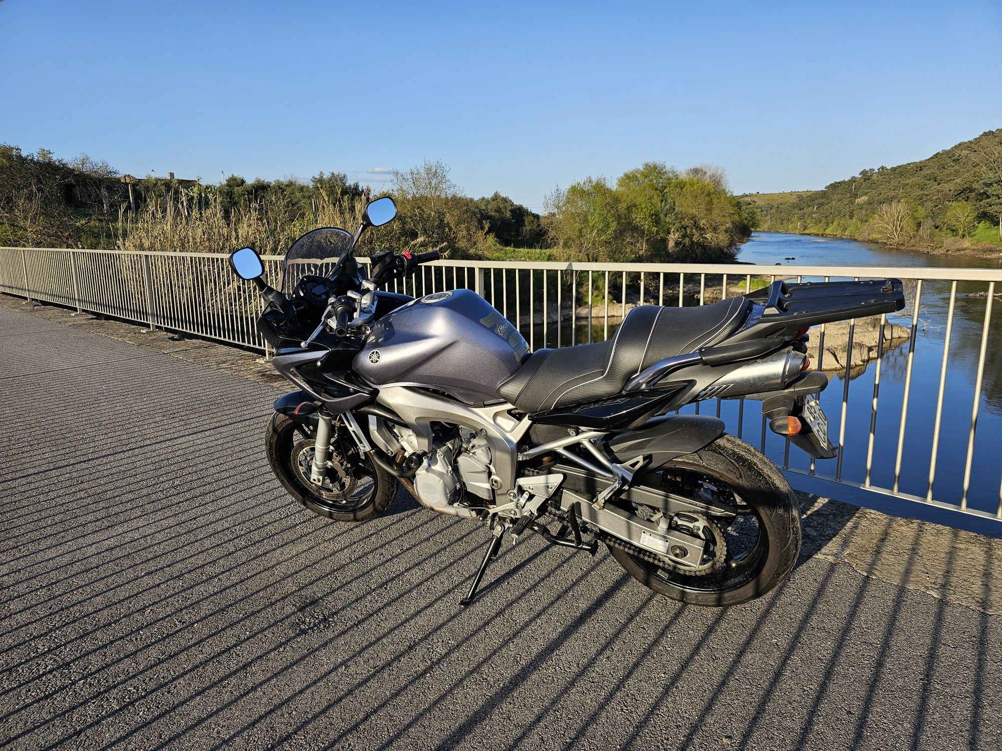 Yamaha Fazer 600