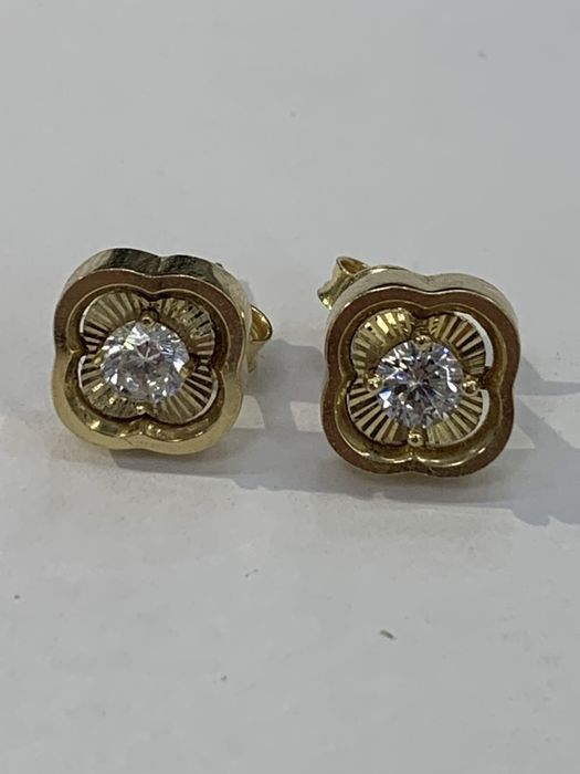 Золоті сережки 585 проби