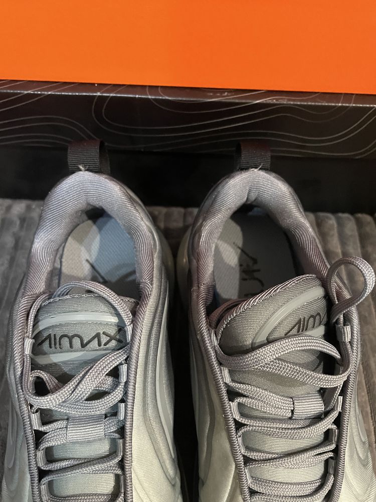 Кросівки Nike Air Max 720 36,5(23см) оригінал