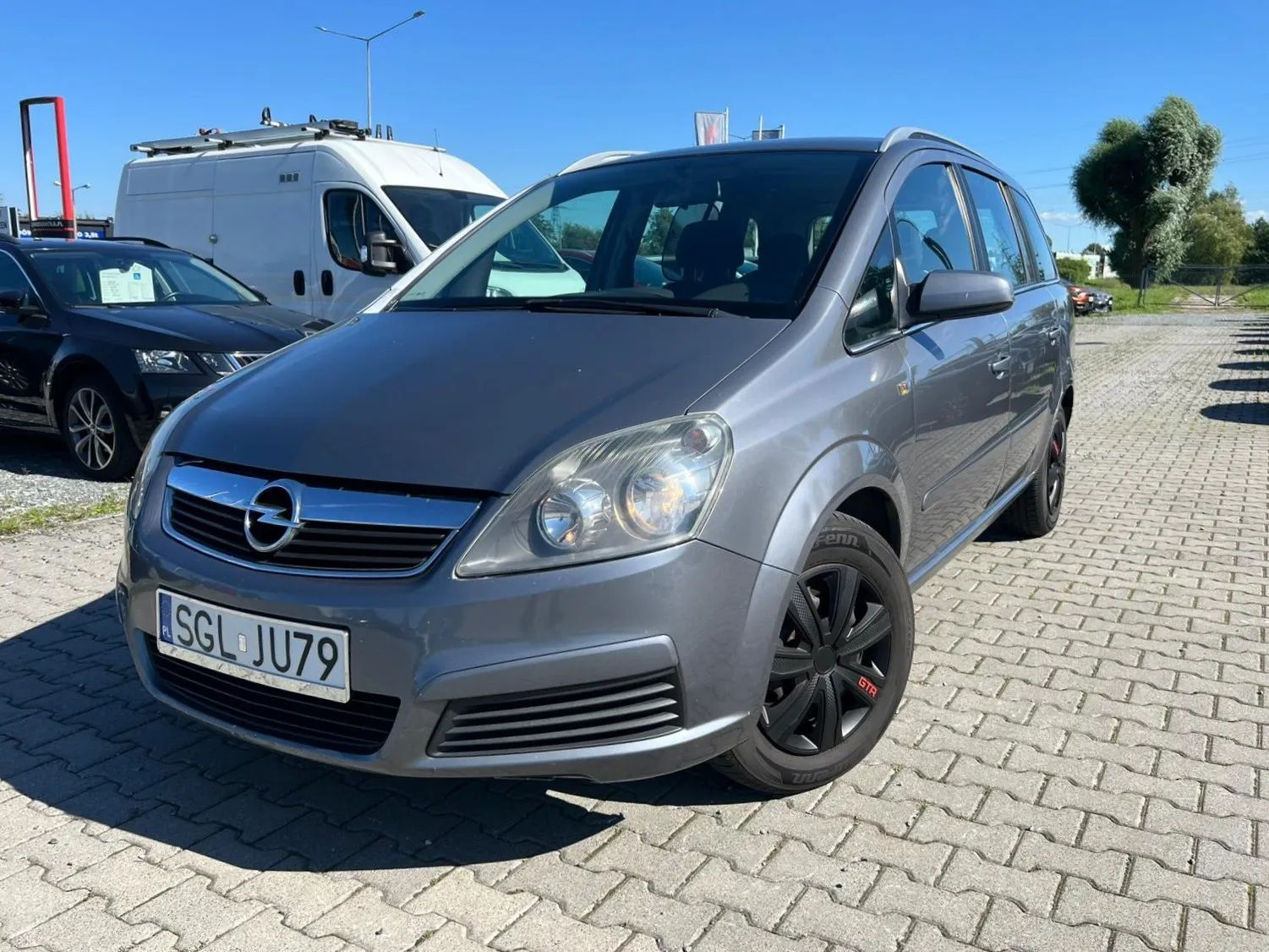 Opel Zafira Gaz*HAK*RadioNavigacja*Stan wzorowy bez rdzy* 2 Klucze!