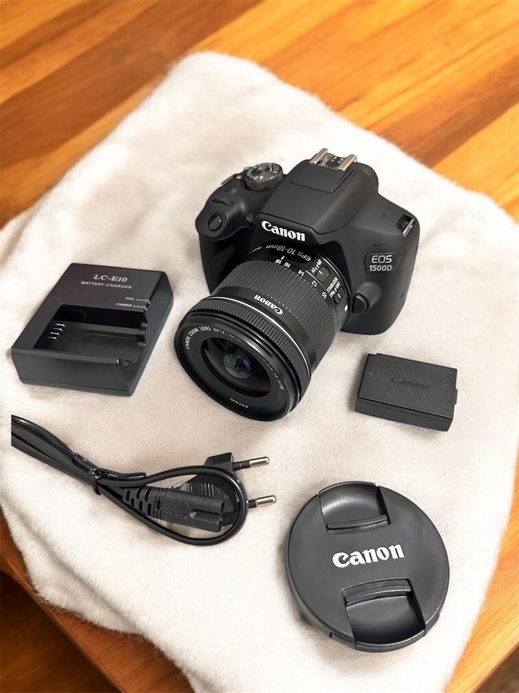 Canon Eos 1500D WiFi/24Mp com lente 10-18mm