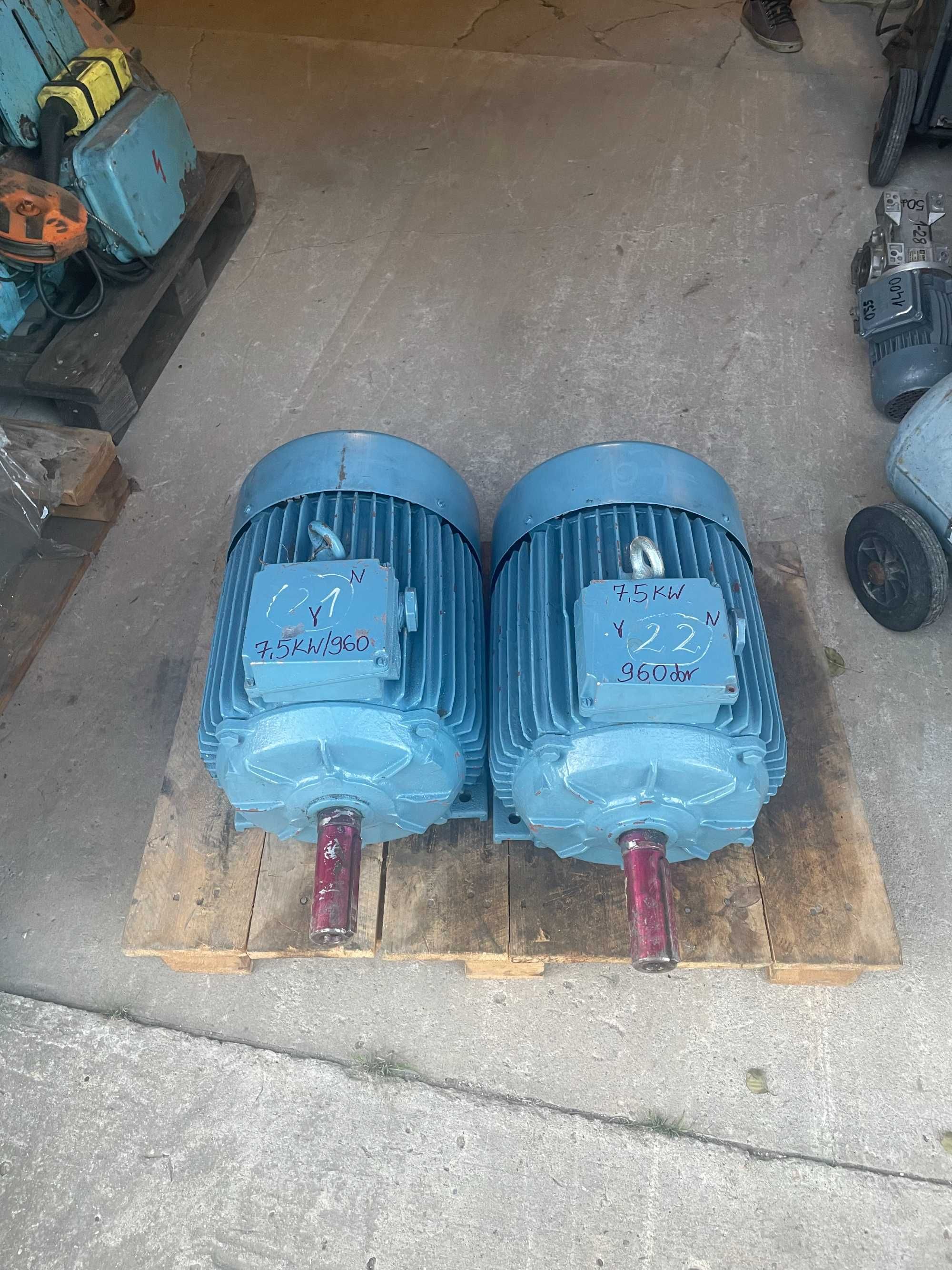 Silnik elektryczny 7,5kw 900obr/min 2 sztuki NOWE Indukta (siemens)