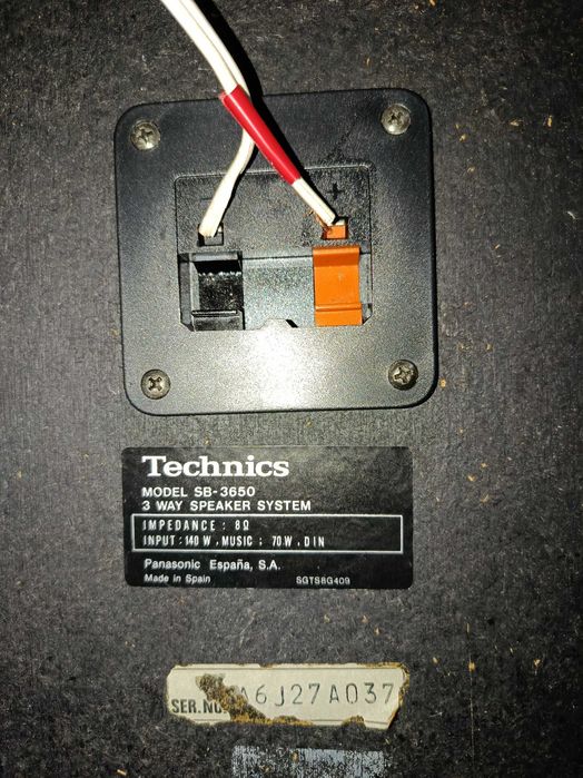 Colunas Technics SB-3650