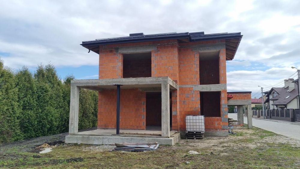 Продаж  окремостоячого  будинку  в затишному місці  с. Зубра біля лісу