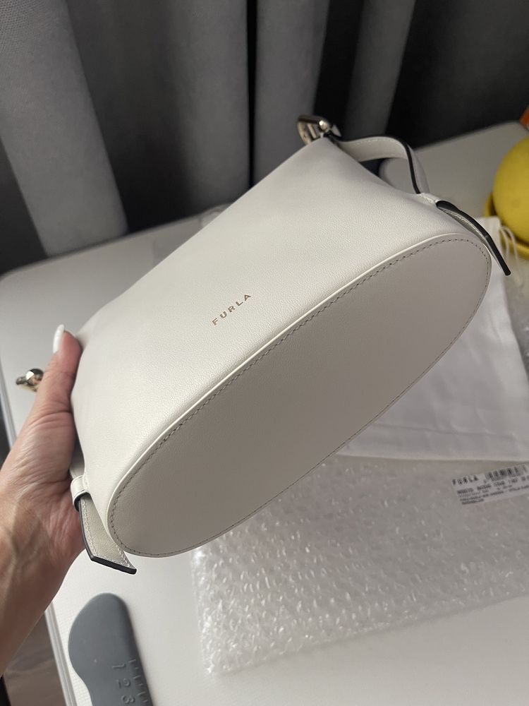 Сумка FURLA оригінал терміново