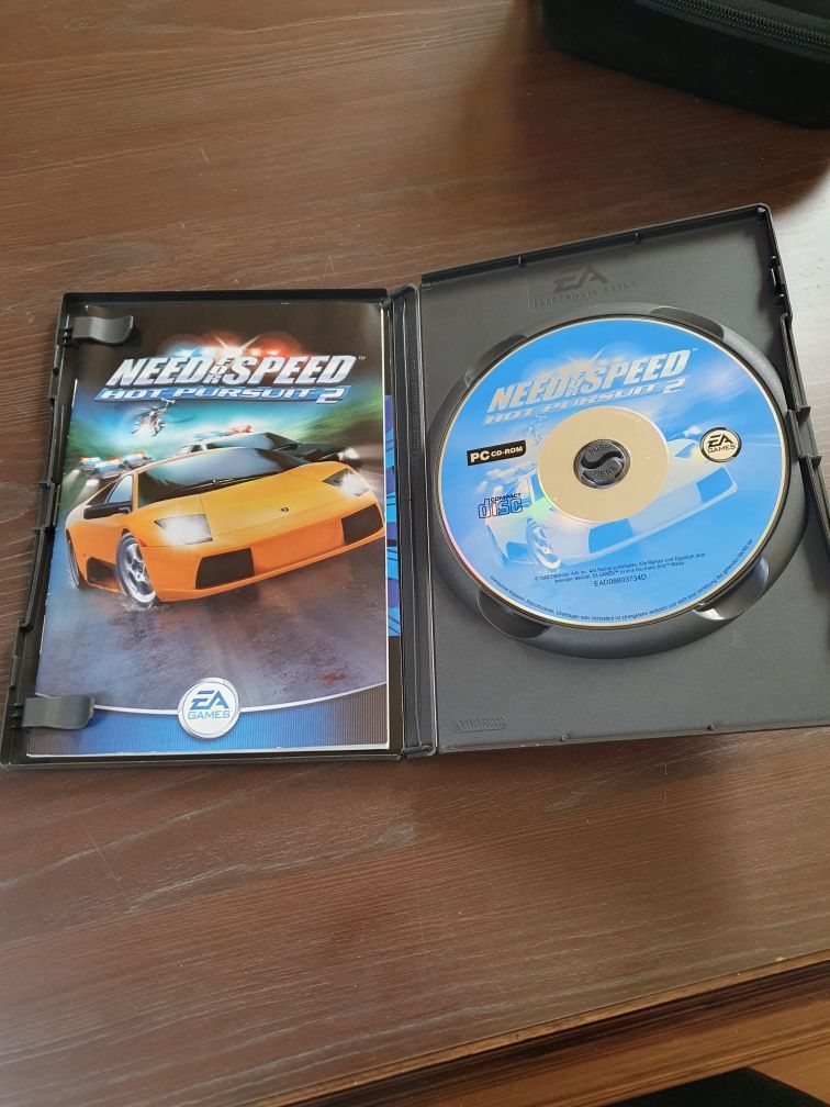 Need for Speed Hot Pursuit 2