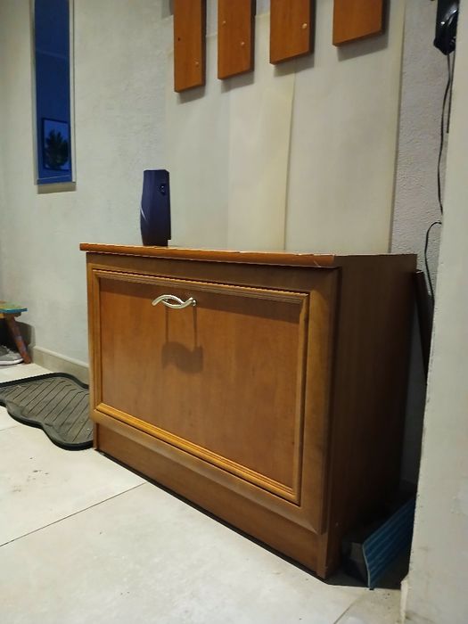 Szafka na buty z wieszakiem  do przedpokoju