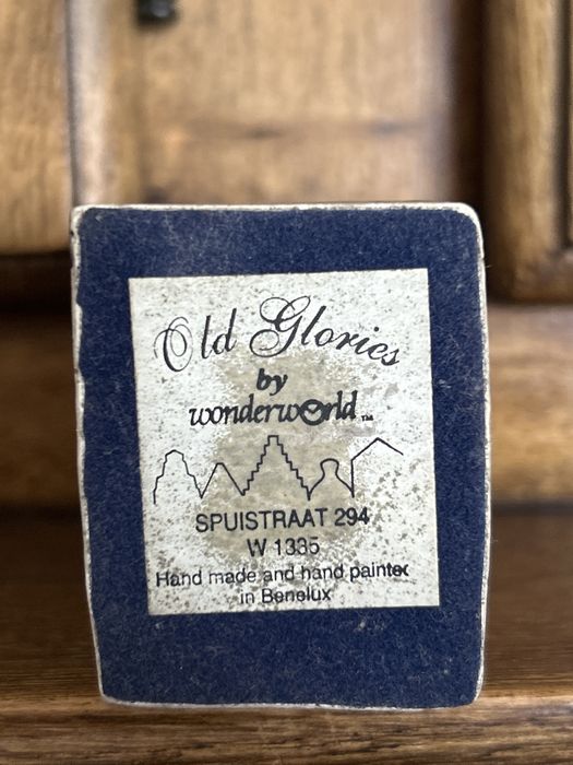 Old Glories Wonderworld miniatura maquetes  casa pintada à mão