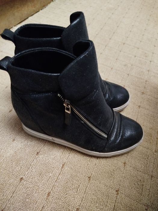 Ботинки сникерсы 38 размер