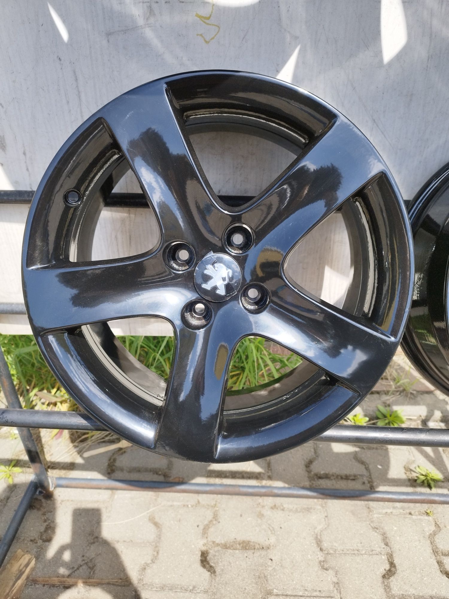 Felgi 17" 4x108 Et 32 7.5j Peugeot Citroen Opel