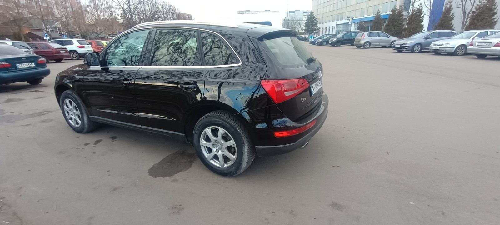 Продам Audi q5 quattro