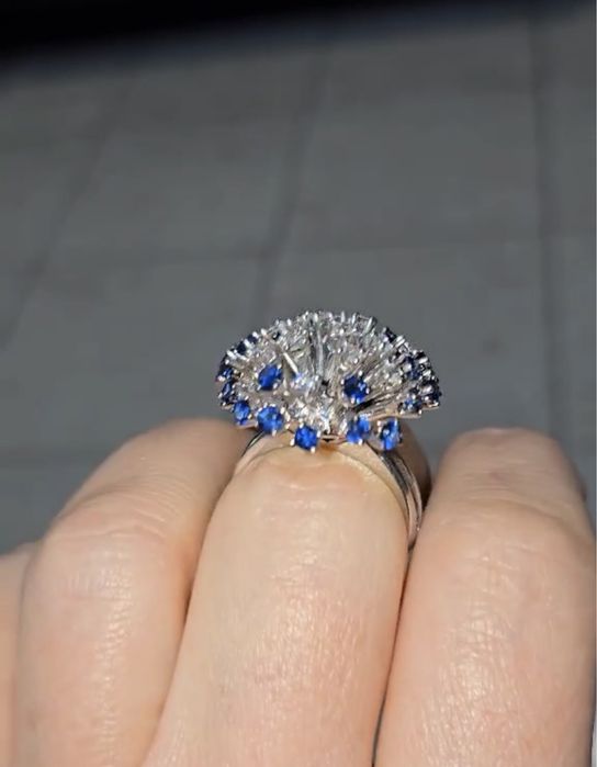 Коблучка с сапфиіами та діамантами