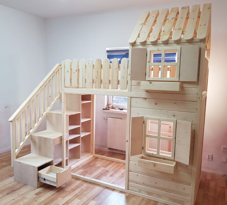 Łóżko piętrowe drewniane niemalowane z antresolą
