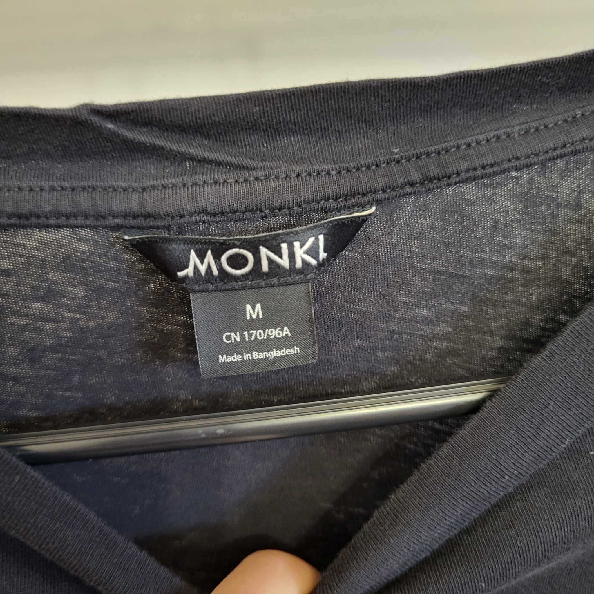 Crop top czarny Monki M