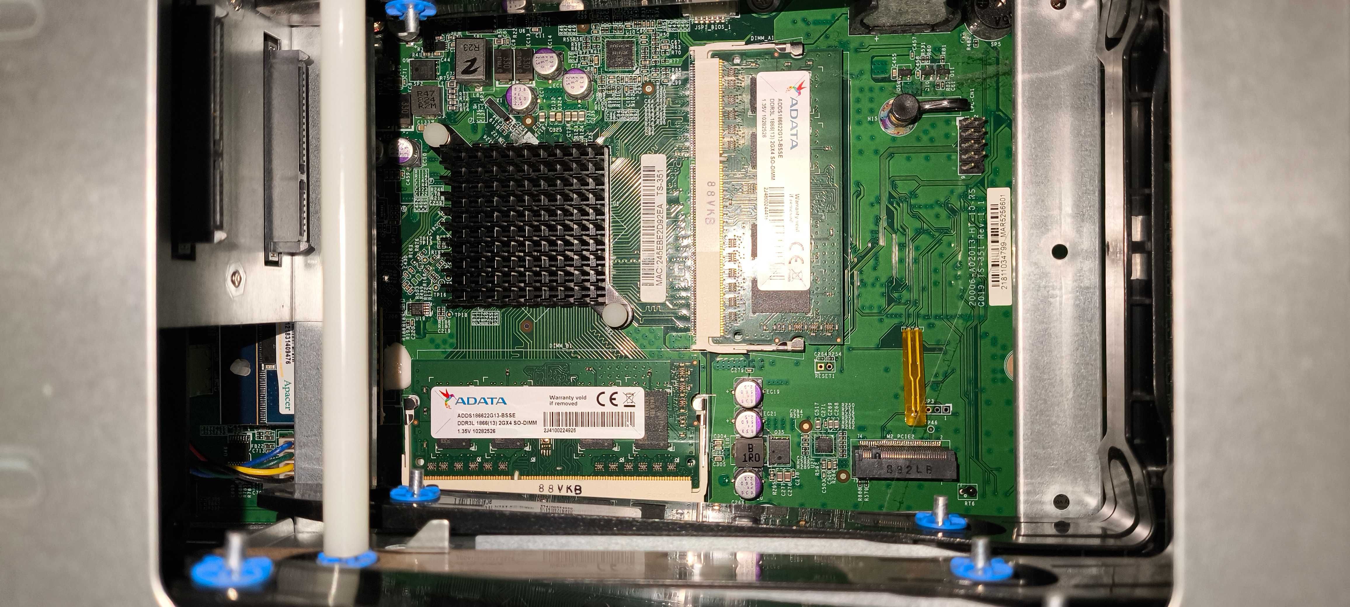 NAS Qnap TS-351 4G