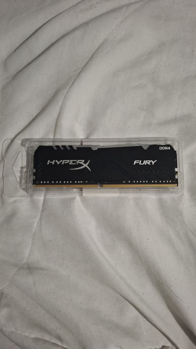 Kość Ram HyperX 8GB 3200MHZ
