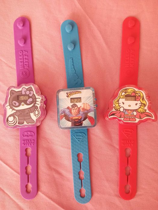 3 relógios criança Super-Homem Hello Kitty