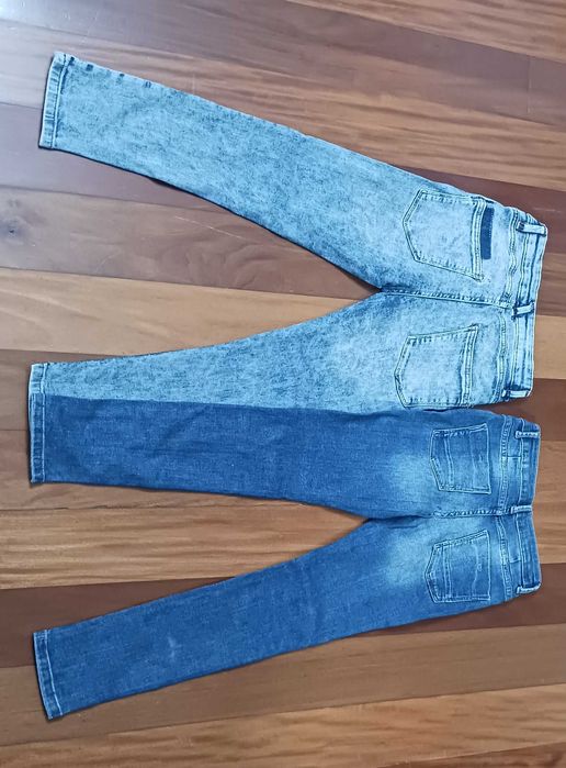 4 Calças de ganga para criança - 7/8 anos